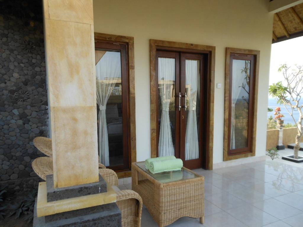 Barong Cafe Bungalow And Restaurant อาเม็ด ภายนอก รูปภาพ
