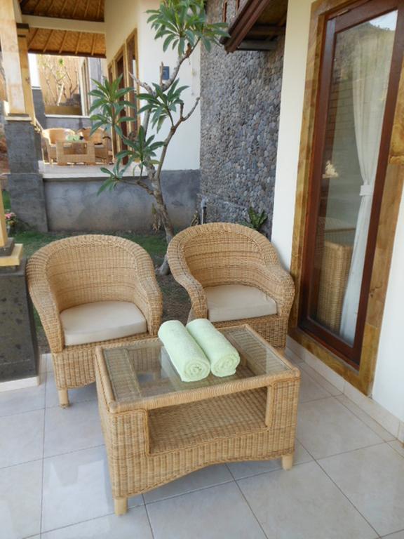 Barong Cafe Bungalow And Restaurant อาเม็ด ภายนอก รูปภาพ