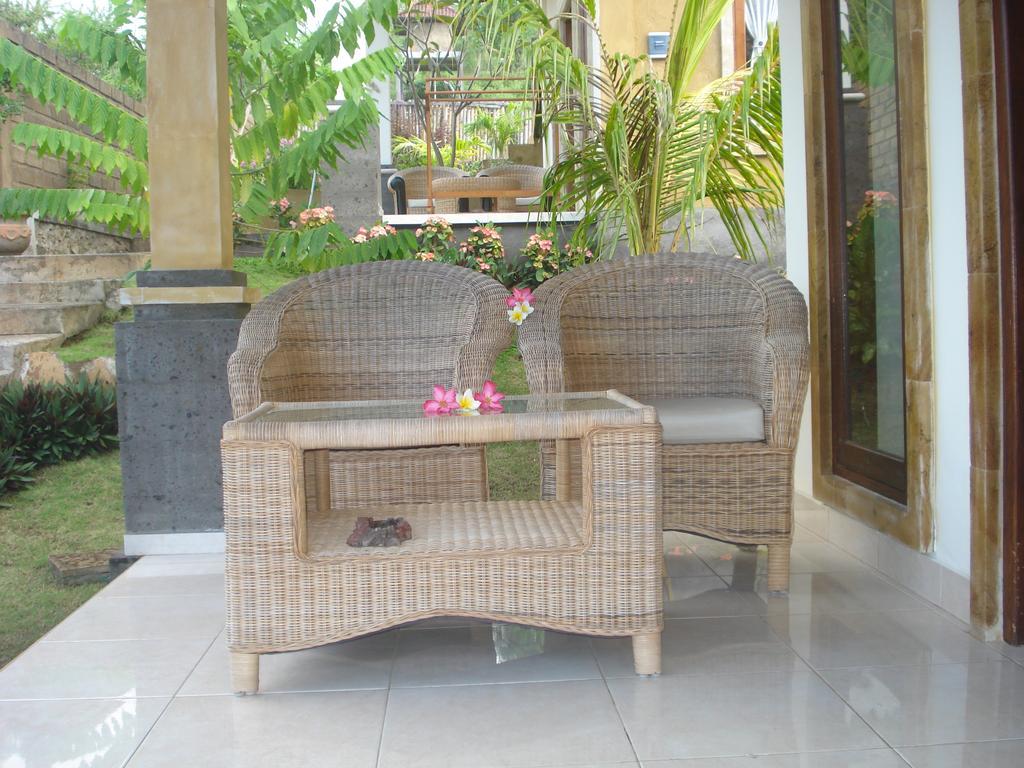 Barong Cafe Bungalow And Restaurant อาเม็ด ภายนอก รูปภาพ